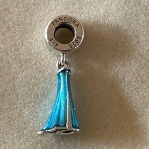 Choose: SET: Elsa Dress & One Elsa 
 Sig Color Bead & OR One Anna’s Dress Bead!